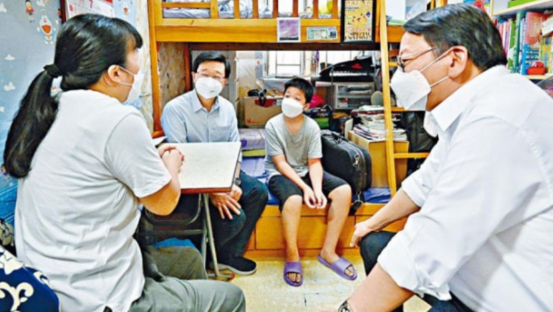 李家超：將優(yōu)先取締低于最低標(biāo)準(zhǔn)劏房，確保住戶不會感焦慮