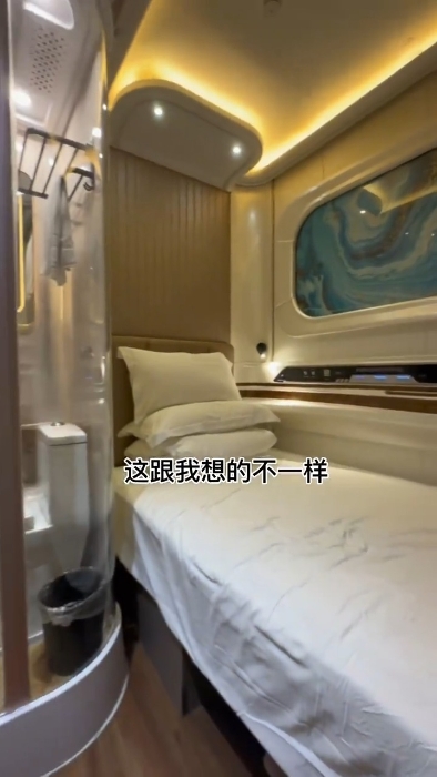 鄰近東門(mén)、金光華購(gòu)物廣場(chǎng)、深圳萬(wàn)象城等熱門(mén)旅游景點(diǎn)