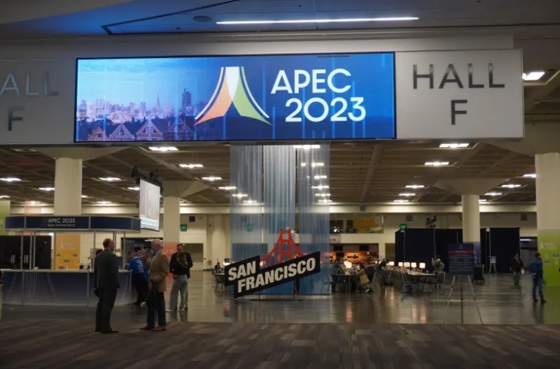 APEC揭幕，國際媒體中心迎接各地媒體。