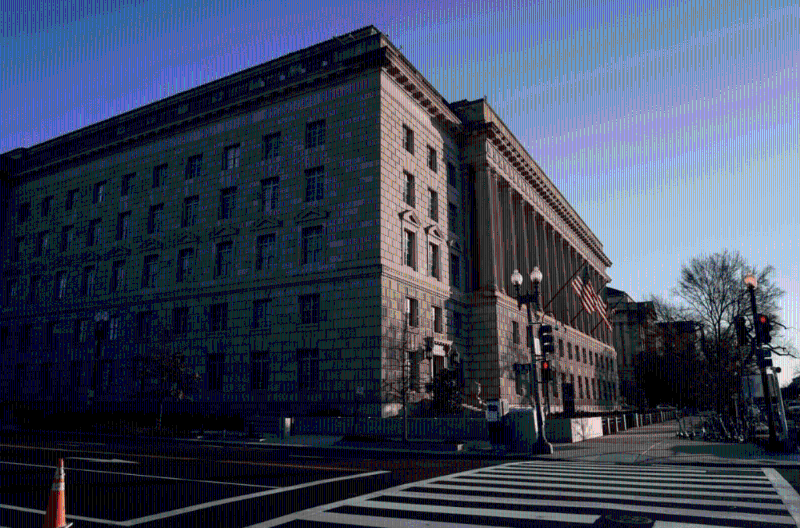 美國商務(wù)部周四表示，已將中國公安部物證鑒定中心從實(shí)體清單中移除。 路透社