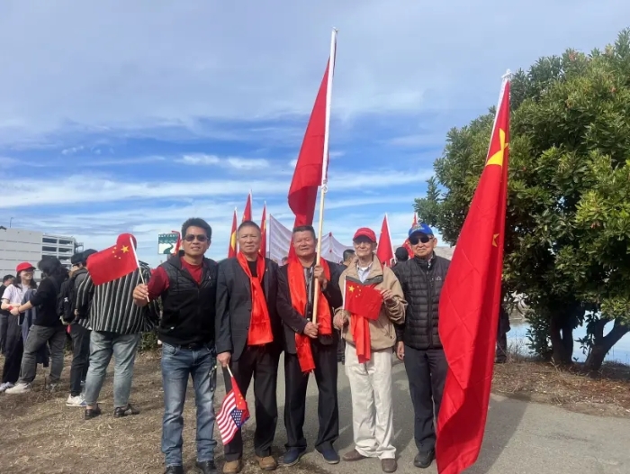 沙加緬度的代表。