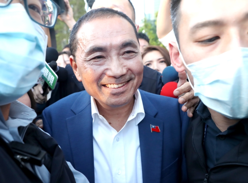 不愿進(jìn)入小房間密談！侯友宜為藍(lán)白合出手：回到6點(diǎn)聲明