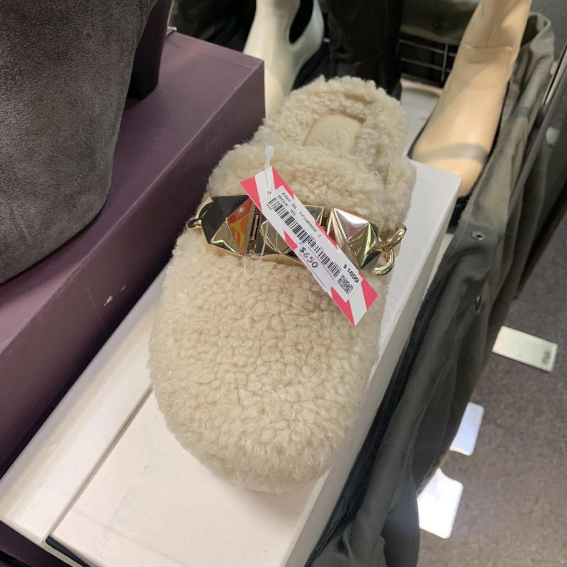 毛毛鞋（圖片來源：Harbour City Bazaar）