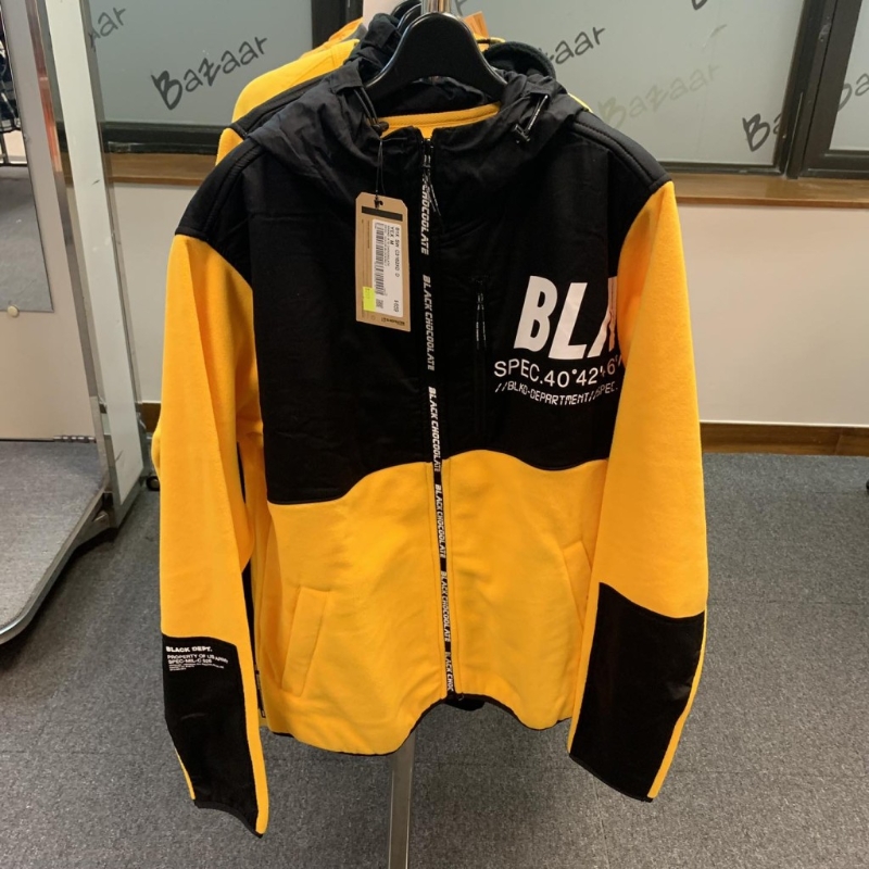 外套（圖片來源：Harbour City Bazaar）4