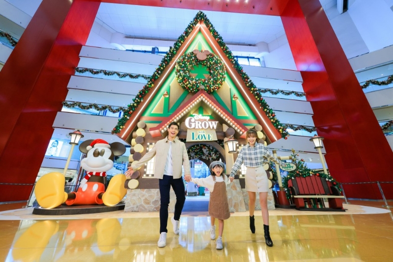 圣誕好去處必到打卡位1：Mickey圣誕小屋（圖片來(lái)源：太古城中心）