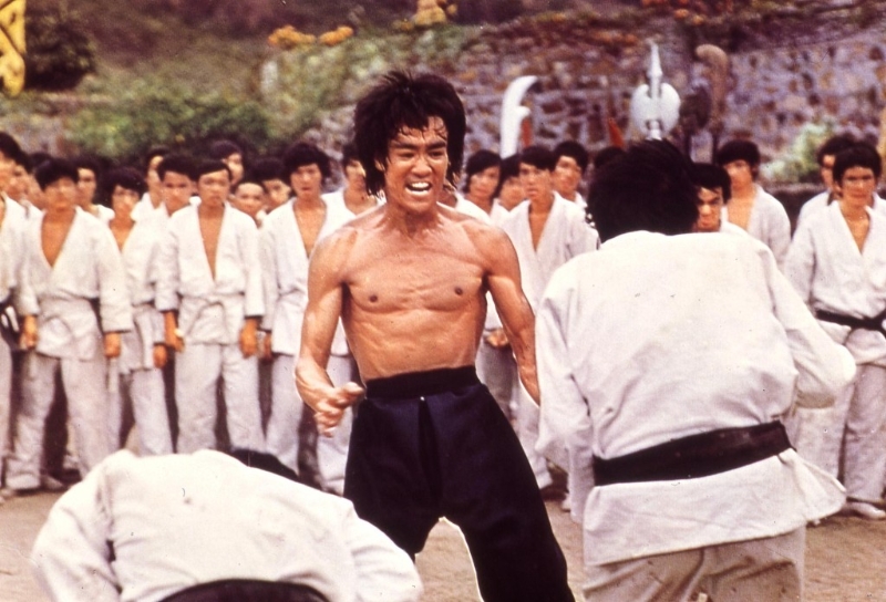 《龍爭虎斗》（英語：Enter the Dragon）， 是李小龍領(lǐng)導(dǎo)主演的第四部武打電影