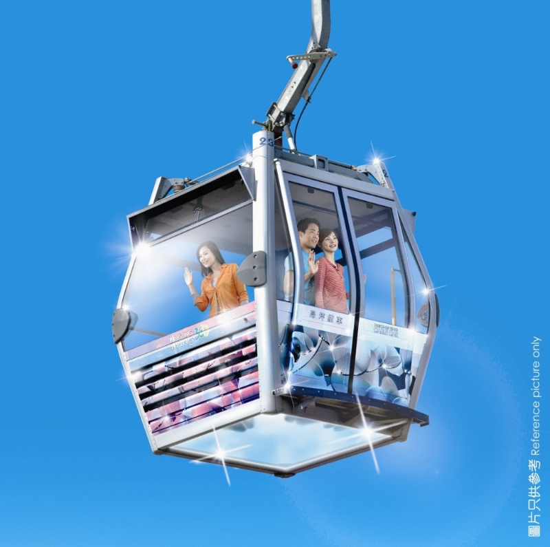 全景纜車 Crystal+的車廂底部及車廂四面均采用全透明玻璃。
