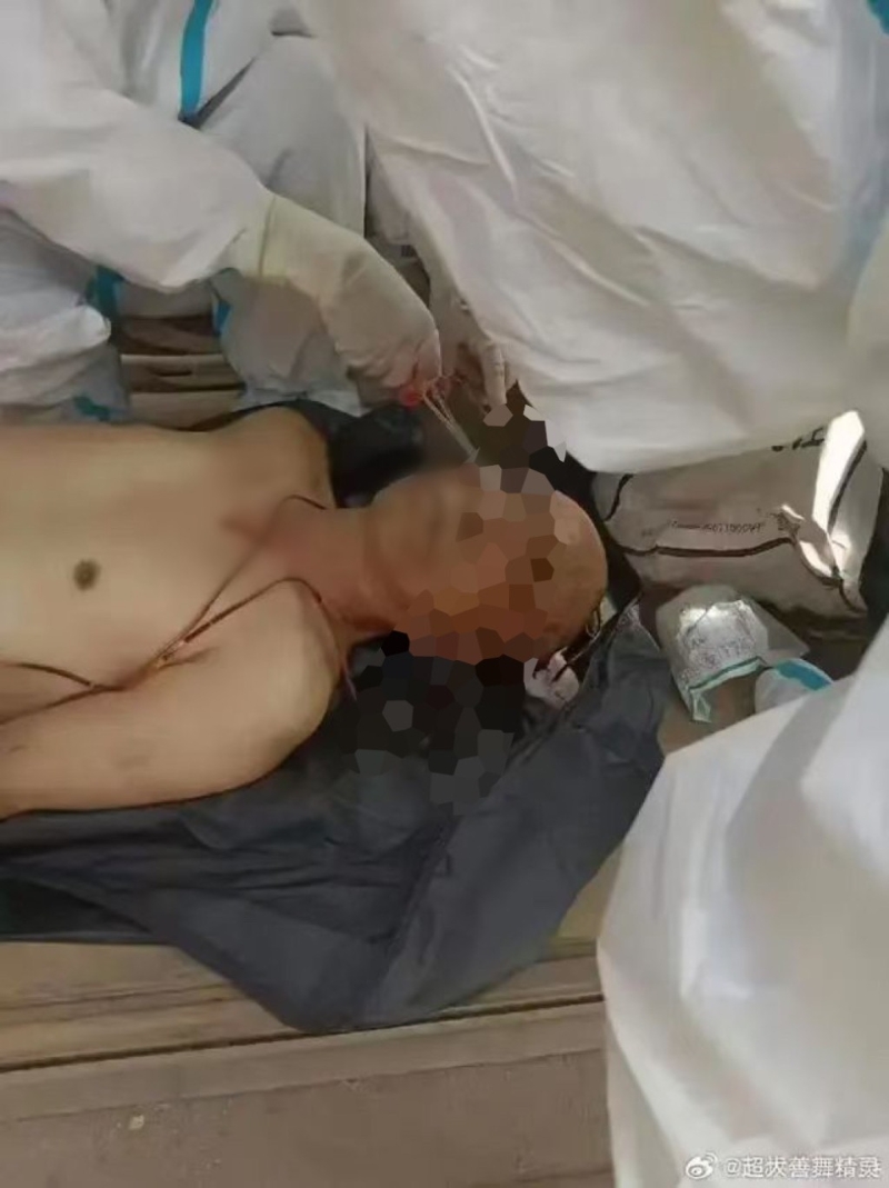 網(wǎng)傳照片顯示明學(xué)昌已死亡。