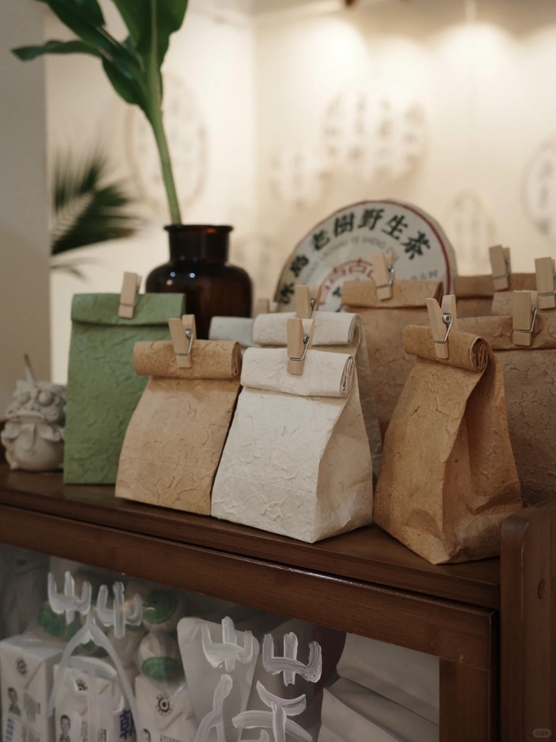 沒(méi)門(mén)兒小館。