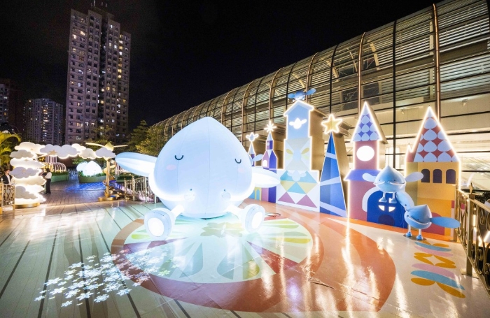 新城市廣場水滴精靈夢(mèng)幻圣誕小鎮(zhèn)