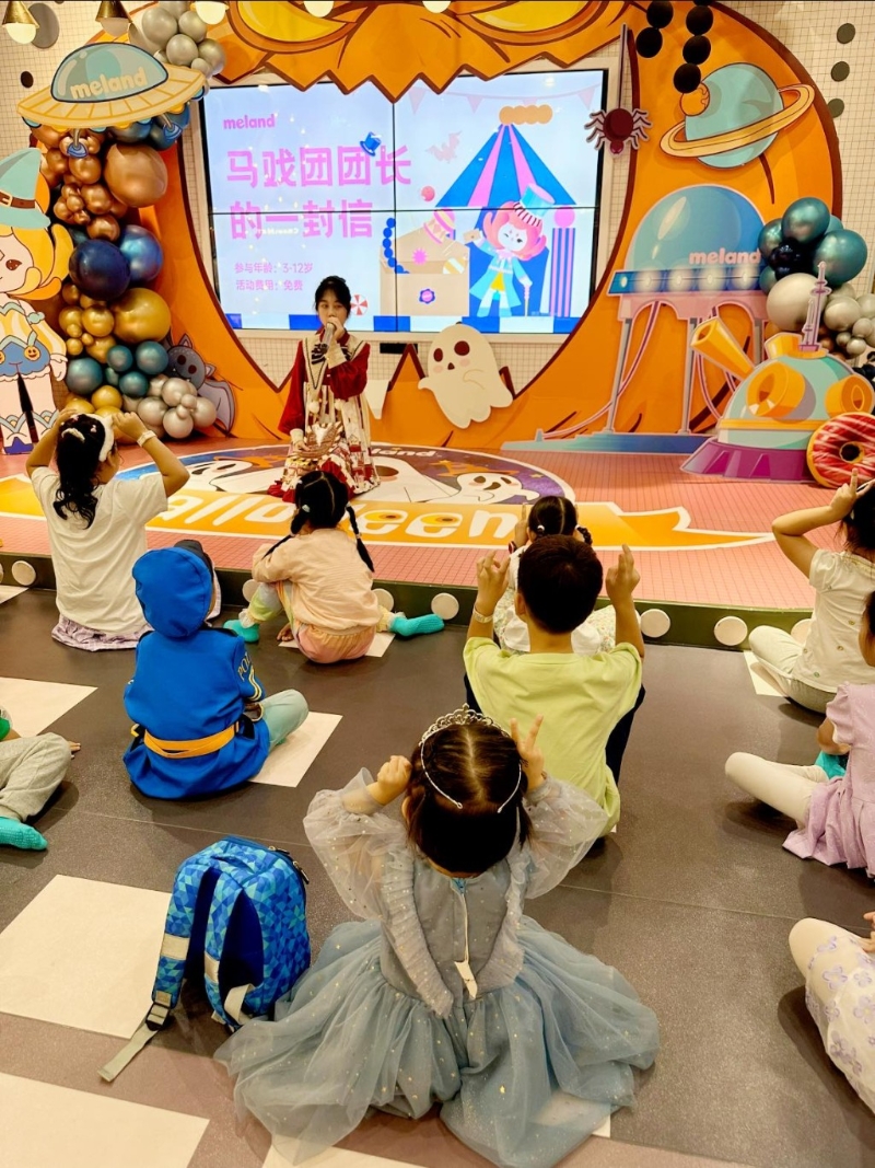 場內(nèi)不時舉行工作坊及講 故事環(huán)節(jié)，深受小孩子歡迎。（圖片授權(quán)：Anita Wu）