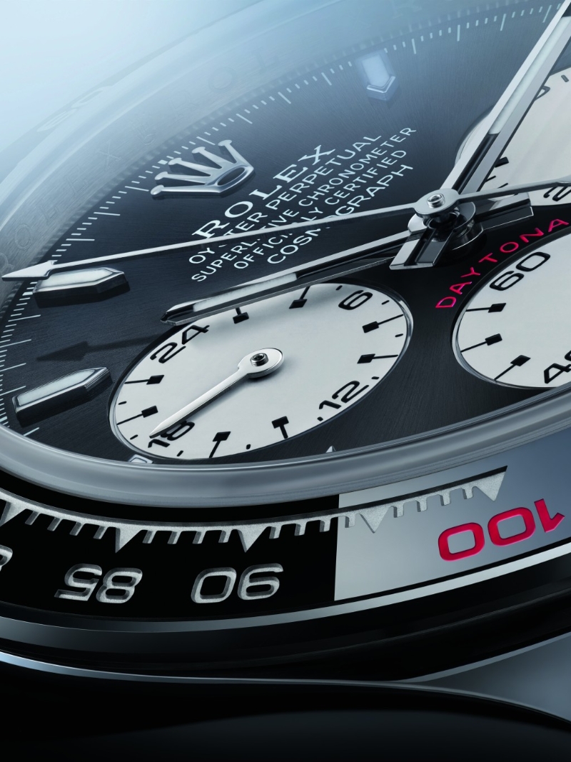 全新4132機(jī)芯將9點(diǎn)位的12小時(shí)累計(jì)，配合賽事更改為24小時(shí)累計(jì)。