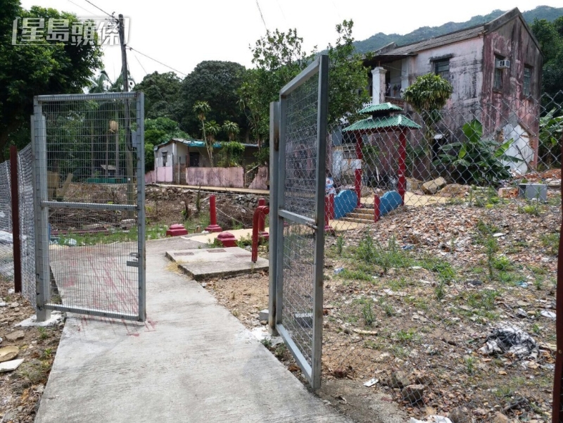 紅樓一度被業(yè)主清拆，及后因政府介入而煞停。