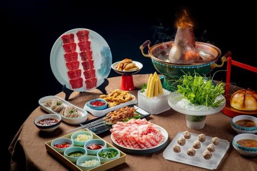 豐富的涮羊肉宴，冬天必定要一試。