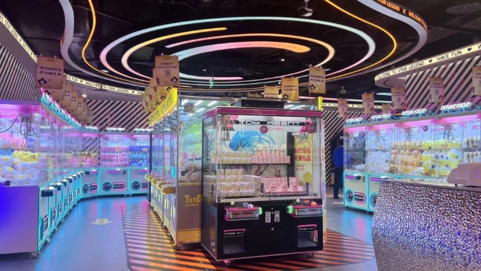 場內結合了沉浸場景、模擬競速、潮玩動漫游戲。