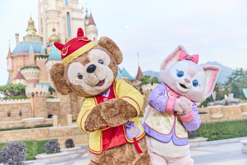 迪士尼樂(lè)園1月25日起舉行《奇妙年年》龍年新春慶?；顒?dòng)