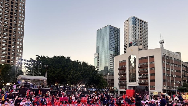 板橋第一運動場舉行勝選之夜活動 板橋第一運動場舉行勝選之夜活動