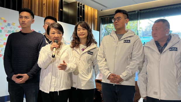 針對這次“立委”選舉國民黨在臺中市奪下6席，臺中市黨部主委分析原因為藍白合策略奏效。