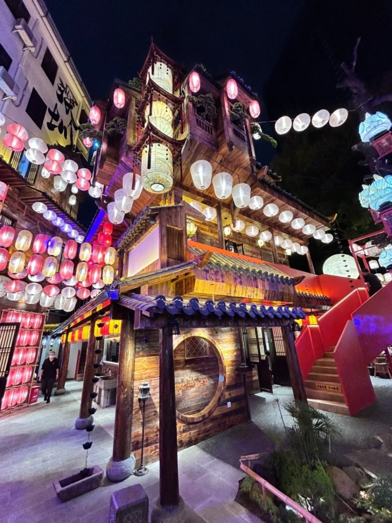 彷佛將整個(gè)長(zhǎng)安大唐不夜城搬到深圳 彷佛將整個(gè)長(zhǎng)安大唐不夜城搬到深圳