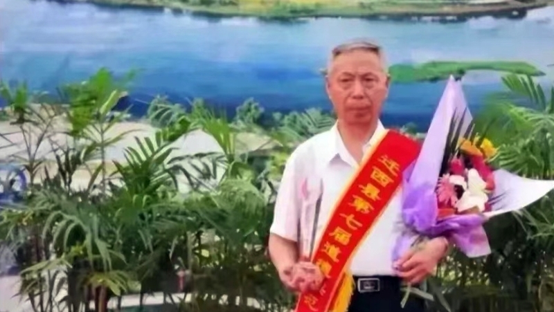 馬樹(shù)山曾是該縣的“道德模范”。