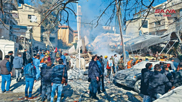 遭空襲摧毀的大馬士革梅澤區(qū)建筑物。