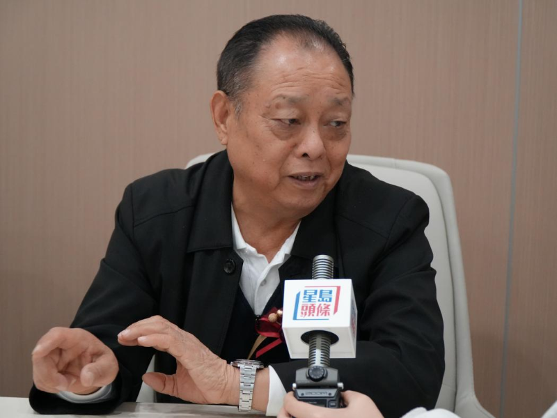 深圳市腎病病友互助會梅衛(wèi)東會長接受訪問。