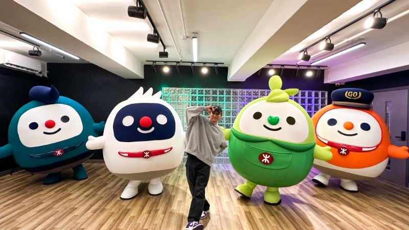 精彩舞蹈演出及特色環(huán)保表演