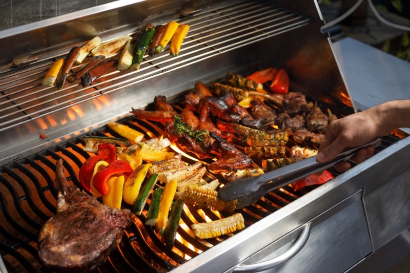 燒烤風(fēng)味自助晚餐買一送一