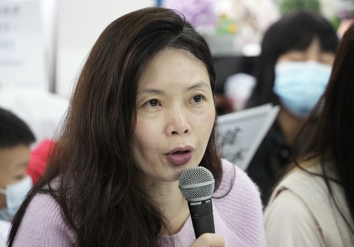 施麗珊指政府應(yīng)精準(zhǔn)地扶貧，不用人人派糖。