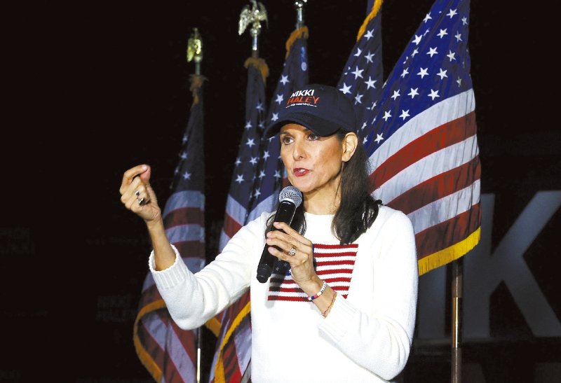 南卡州初選前夕，前州長(zhǎng)海莉爭(zhēng)取最后機(jī)會(huì)拉票，她在演講時(shí)談及有信心擊倒特朗普。 路透社