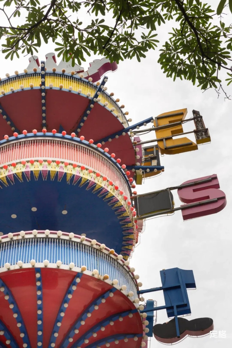 旋轉(zhuǎn)招牌