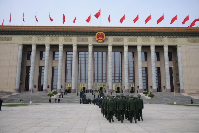 各地代表抵達(dá)人民大會(huì)堂。