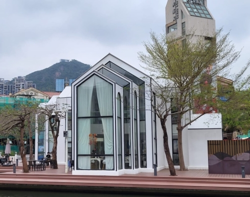 歐陸小鎮(zhèn)內(nèi)的圖書(shū)館 歐陸小鎮(zhèn)內(nèi)的圖書(shū)館