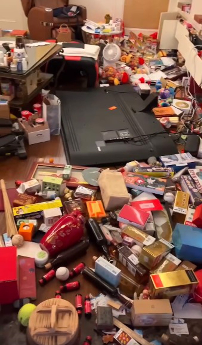 傅昆萁4日在臉書貼出自家震后慘況