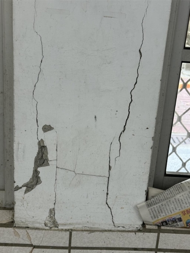 校舍受損情形嚴(yán)重