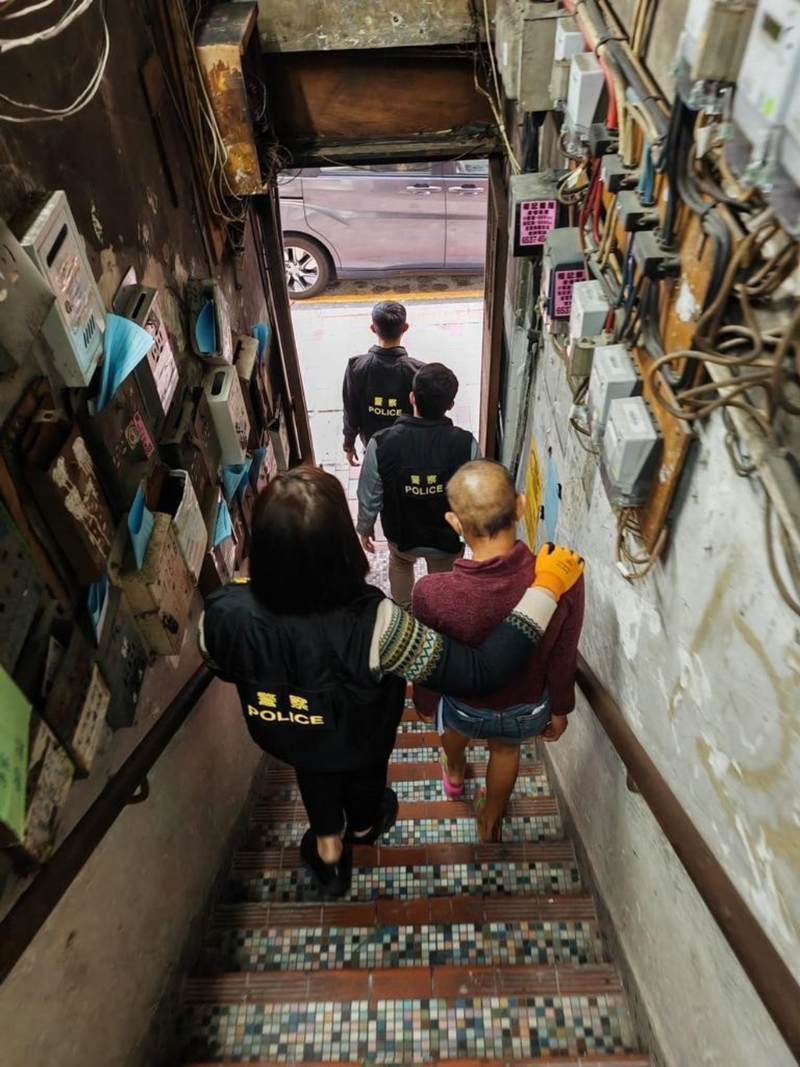 日薪逾萬租內(nèi)地銀行戶口“炒幣”4 日薪逾萬租內(nèi)地銀行戶口“炒幣”4