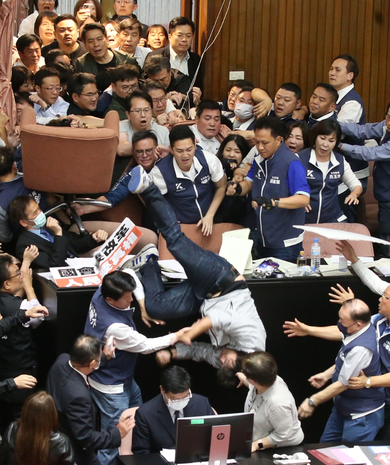 民進黨“立委”沈伯洋