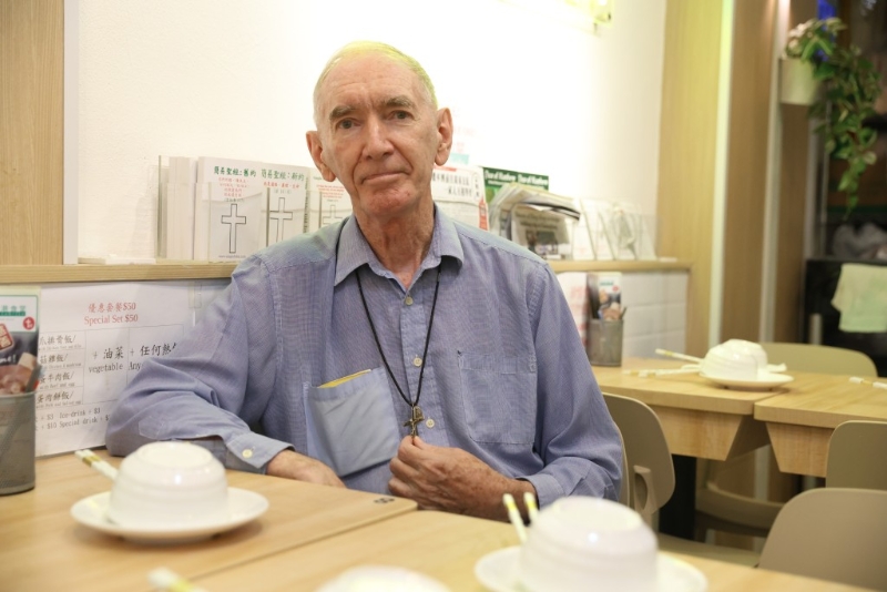 廟街神父胡頌恒稱餐室開業(yè)至今尚未收支平衡，但感恩香港仍有很多有心人支持及幫忙。