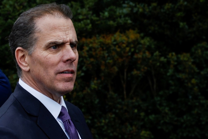 亨特一案是美國(guó)史上首度有現(xiàn)任總統(tǒng)子女受審。路透社