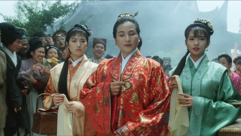 溫翠蘋（右）在《唐伯虎點秋香》中飾演冬香。