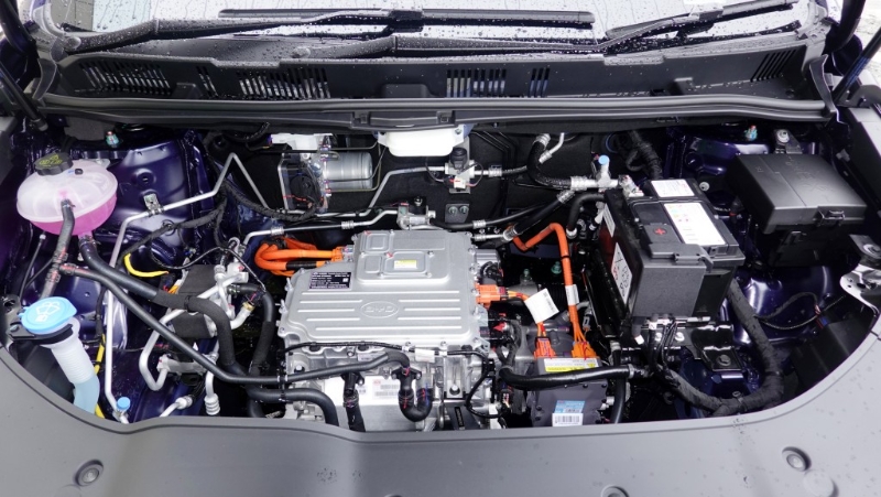 采用前置單馬達驅(qū)動