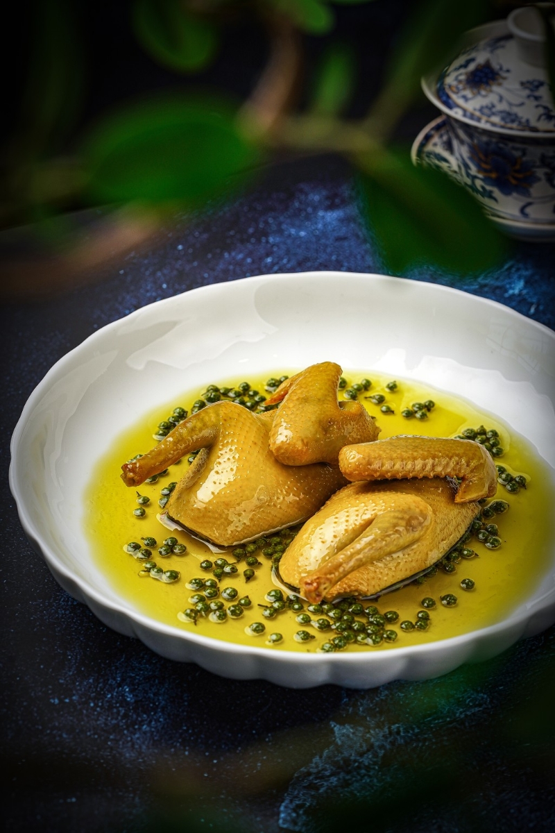 藤椒乳鴿 $168 藤椒乳鴿 $168