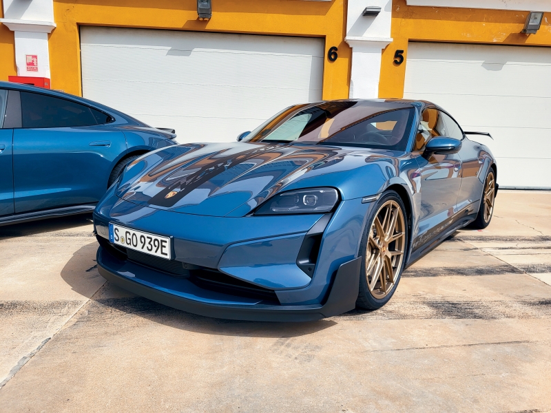 史上最強(qiáng)保時(shí)捷跑車。