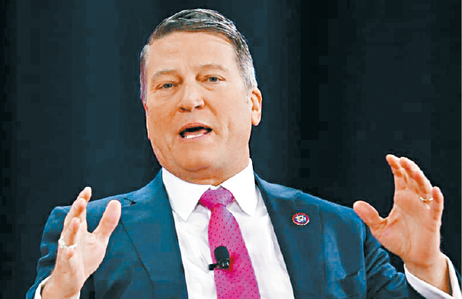 前白宮醫(yī)生的共和黨籍眾議員杰克遜 前白宮醫(yī)生的共和黨籍眾議員杰克遜