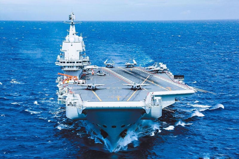 航母山東號(hào)。摘自南部戰(zhàn)區(qū)微博