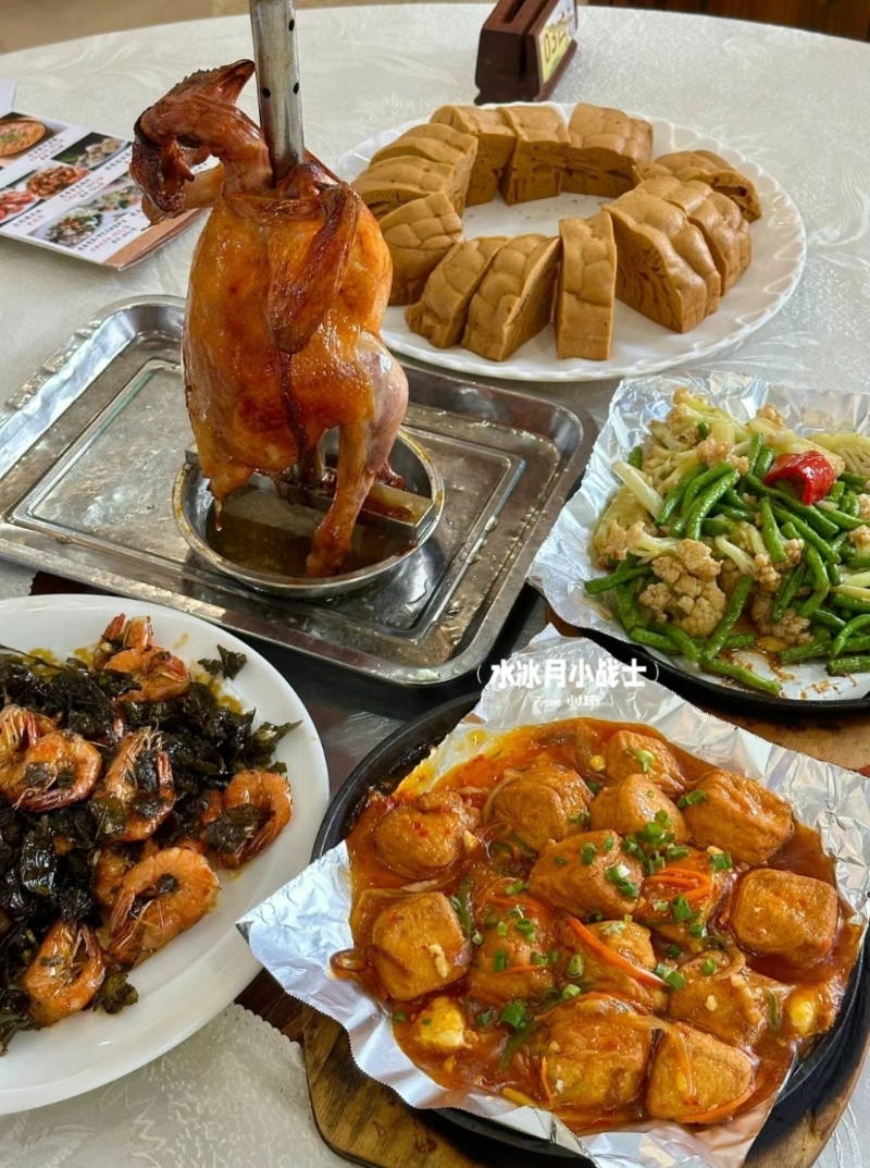 中山地道美食2024｜2. 根哥美食 街坊熱捧棟企雞（圖片來(lái)源：小紅書(shū)@水冰月小戰(zhàn)士）