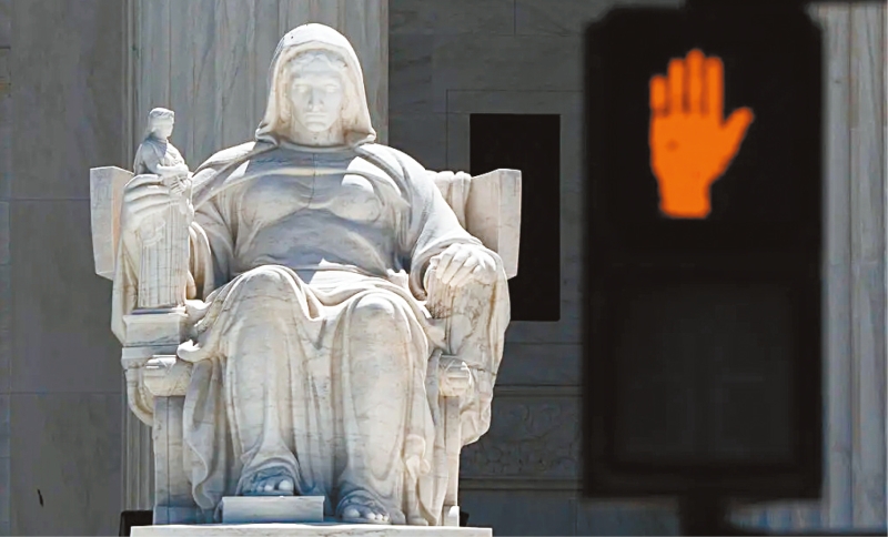 佛州聯(lián)邦法庭同意，進一步推遲前總統(tǒng)特朗普的機密文件案，案件幾乎注定無法在11月大選前開審。 紐約時報圖片