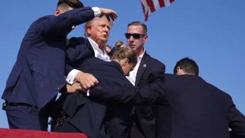 目前市場(chǎng)普遍認(rèn)為特朗普事件令其勝選機(jī)會(huì)更高。