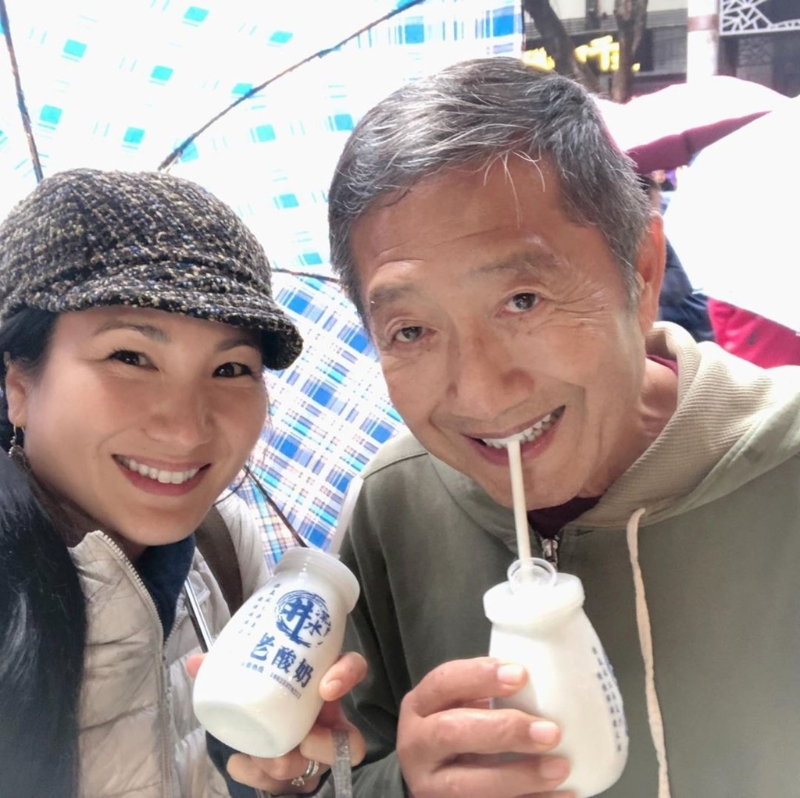 鄭佩佩婚后除要照顧子女，還要兼顧工作