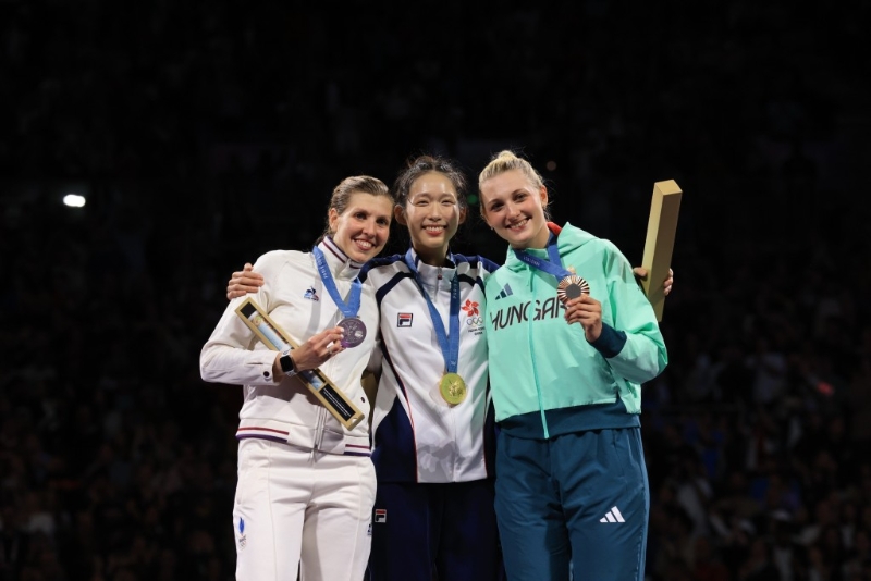 江旻憓在巴黎大皇宮內(nèi)奪金。